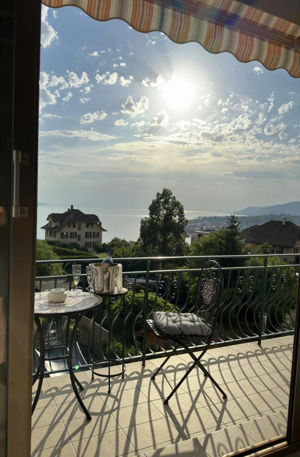 Villa Montreux Buitenkant foto